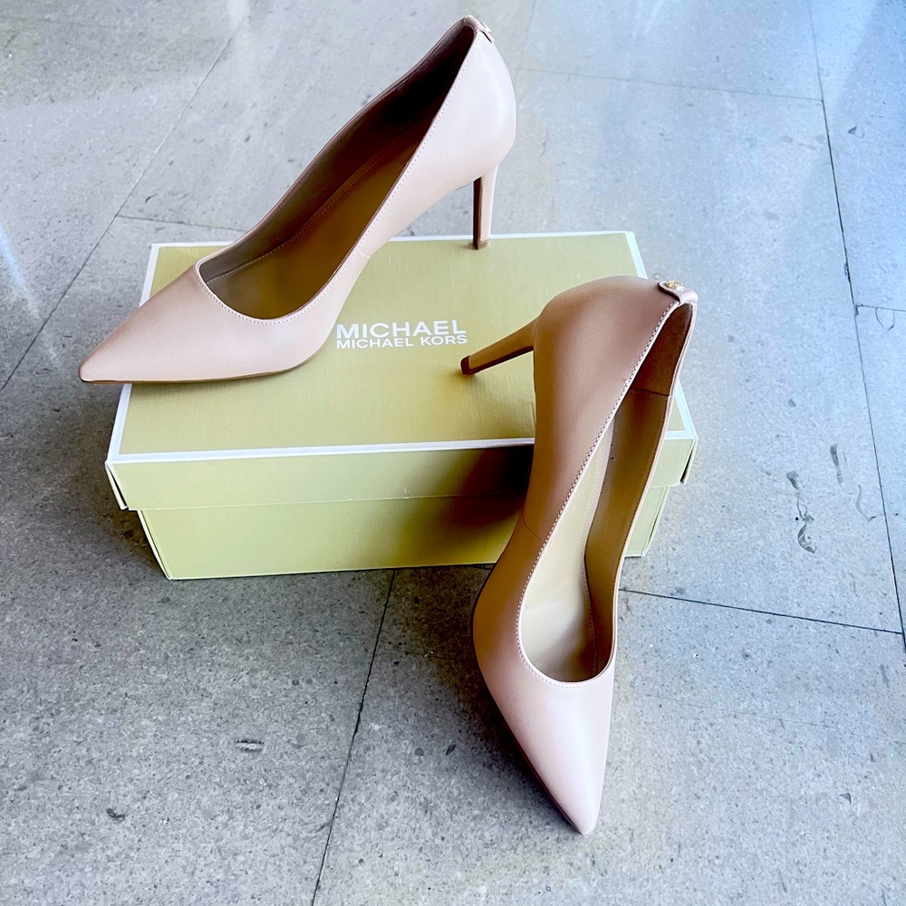 Michael Michael Kors Alina Flex Pump